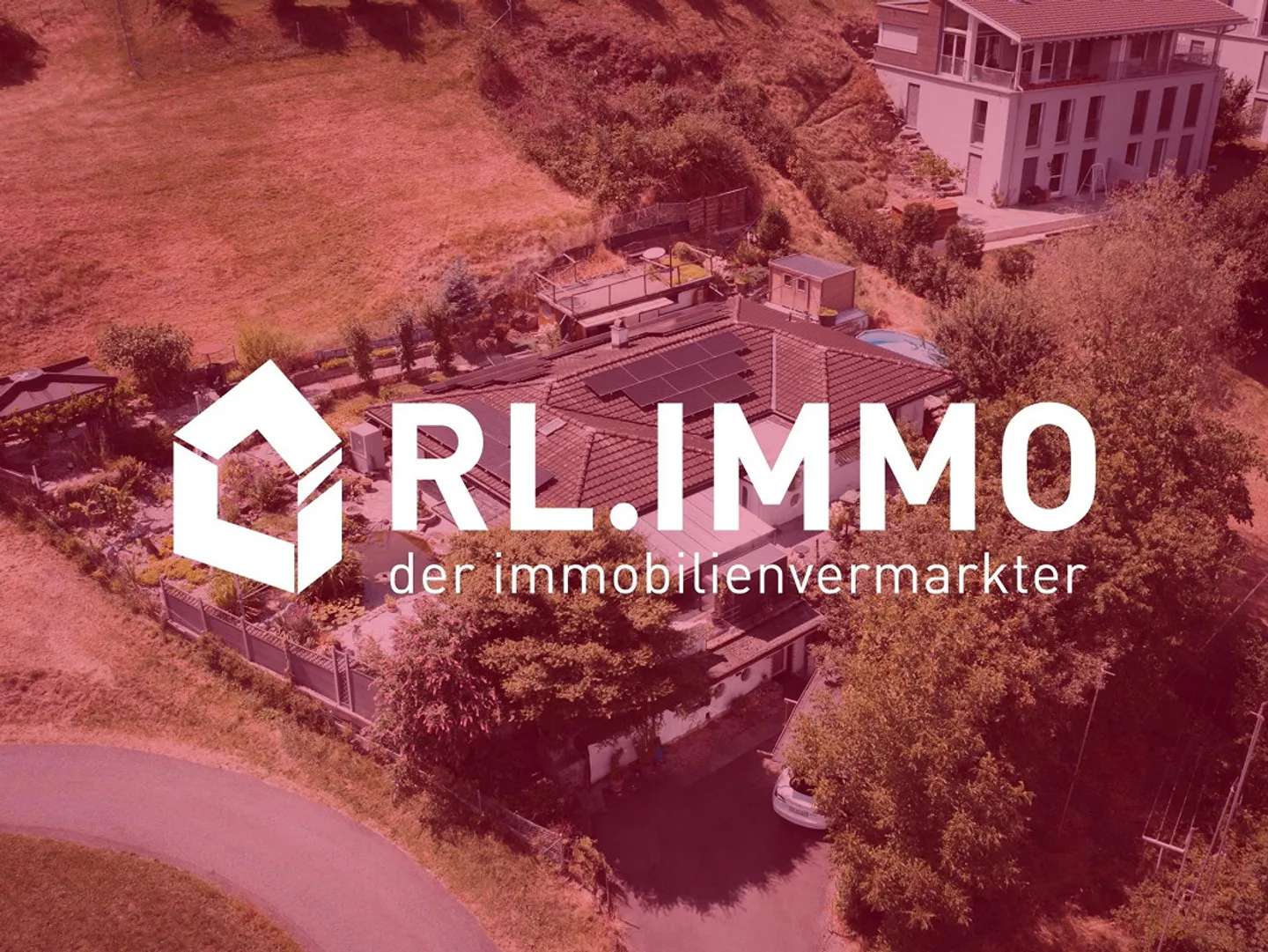 Charmantes Einfamilienhaus mit Garten - Foto 1 von 20