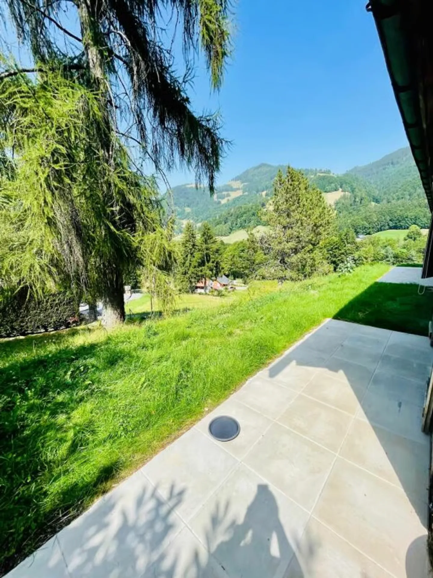 Small 2-room semi-detached house in Montreux - Photo 11 of 13