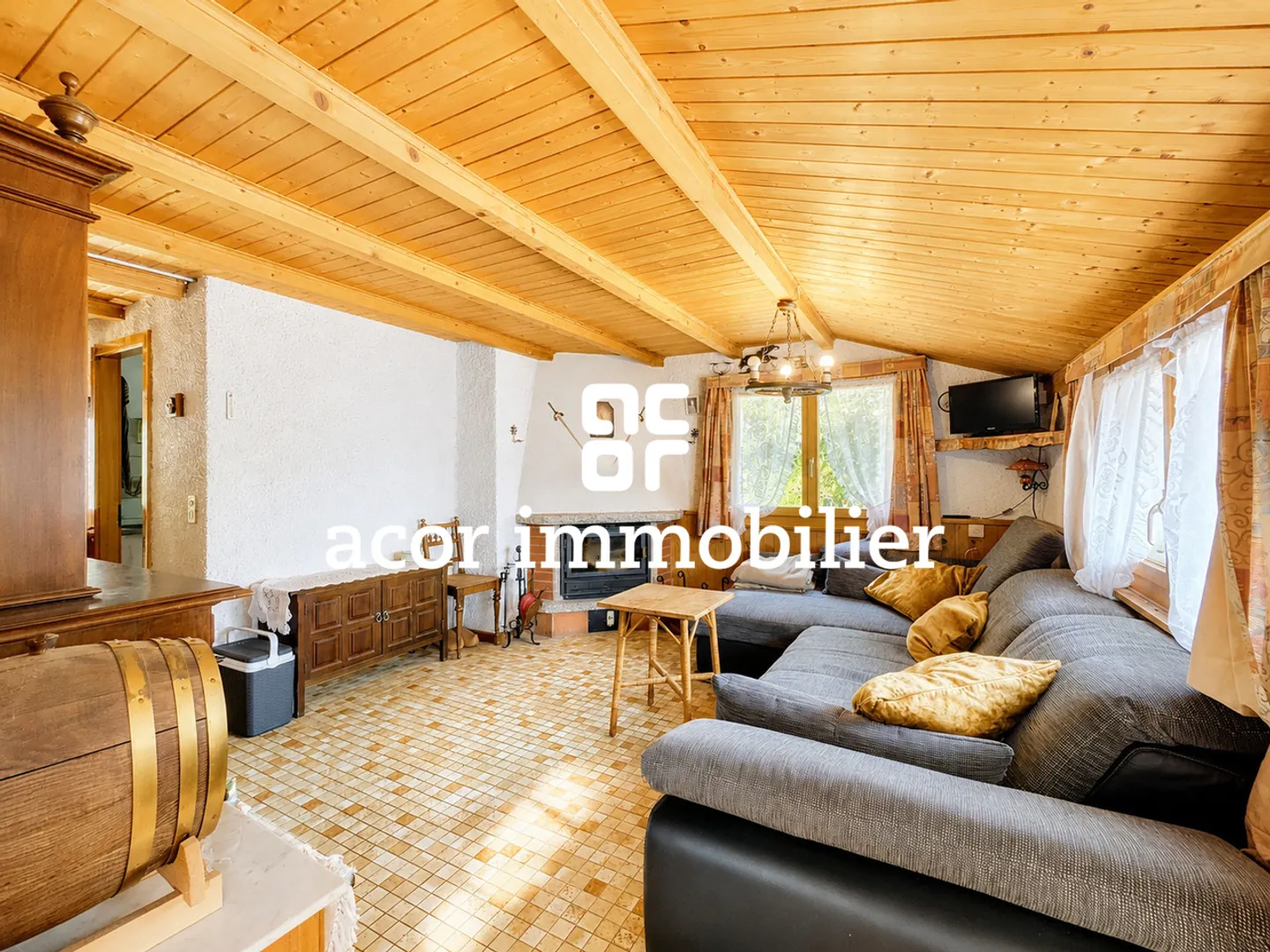 Apartment in an authentic mayen - Stunning view and nature - Photo 5 of 14