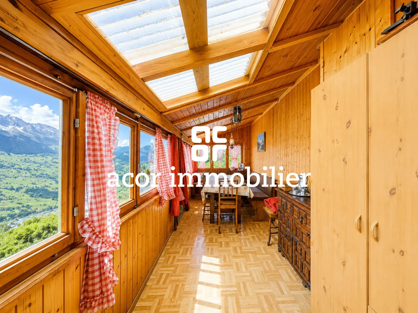 Apartment in an authentic mayen - Stunning view and nature - Photo 6 of 14