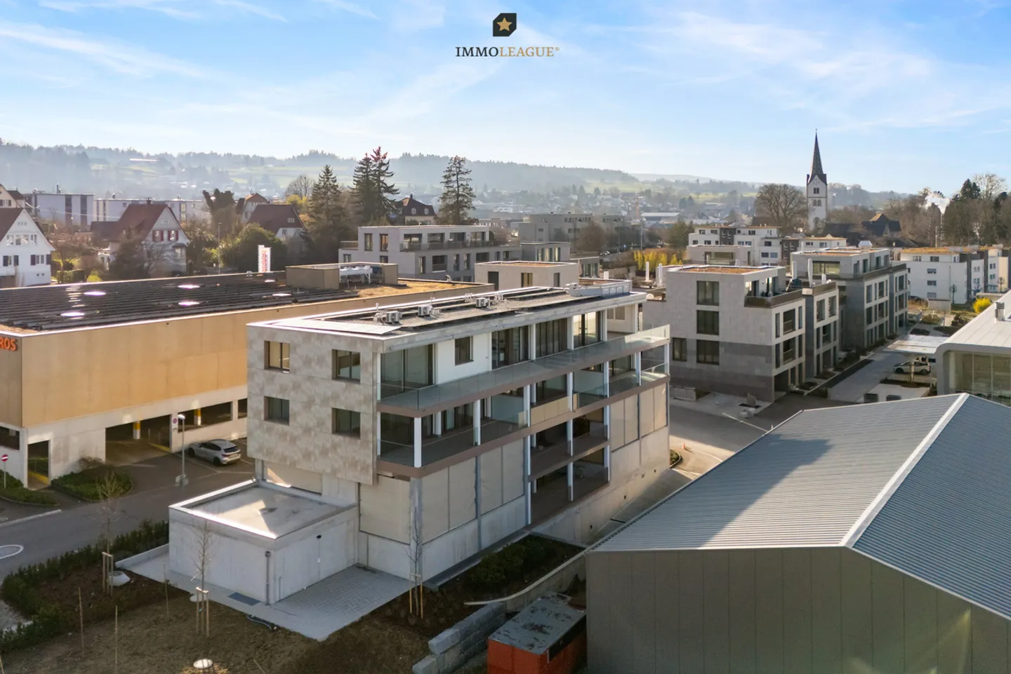 Centrally located. Modern design. For your comfort. - Photo 6 of 9