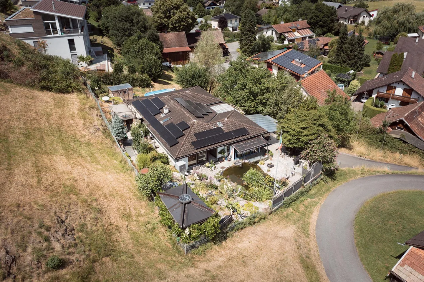 Charmantes Einfamilienhaus mit Garten - Foto 16 von 20