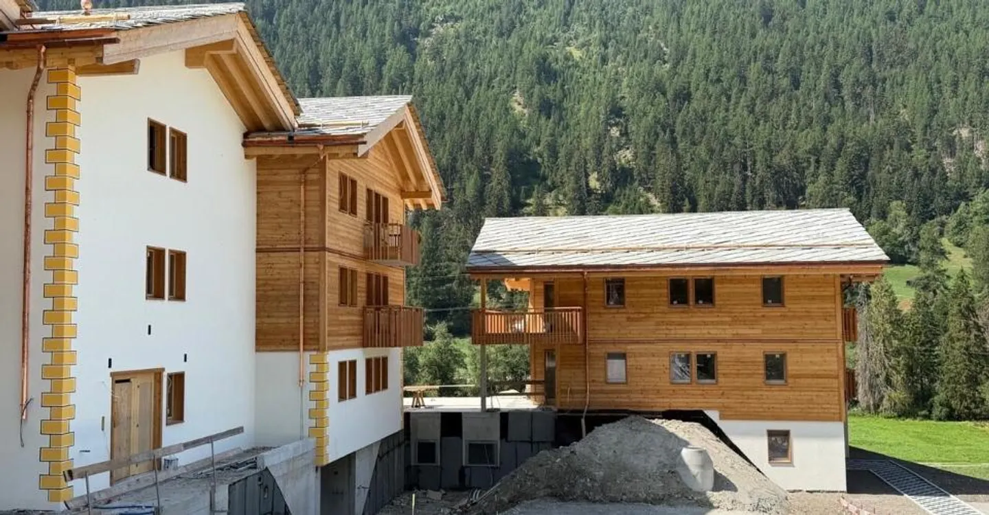 Geräumige Wohnung mit Terrasse - Foto 2 von 7