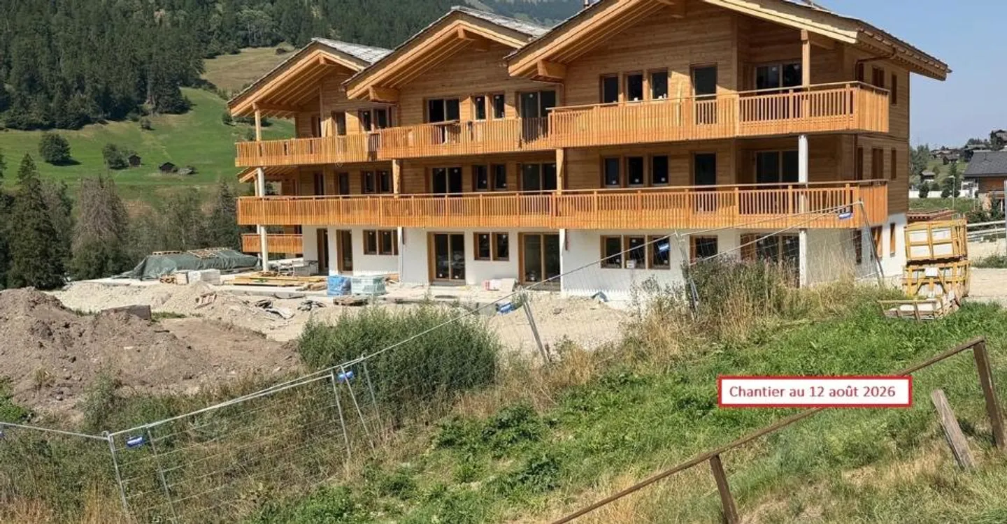Geräumige Wohnung mit Terrasse - Foto 1 von 7