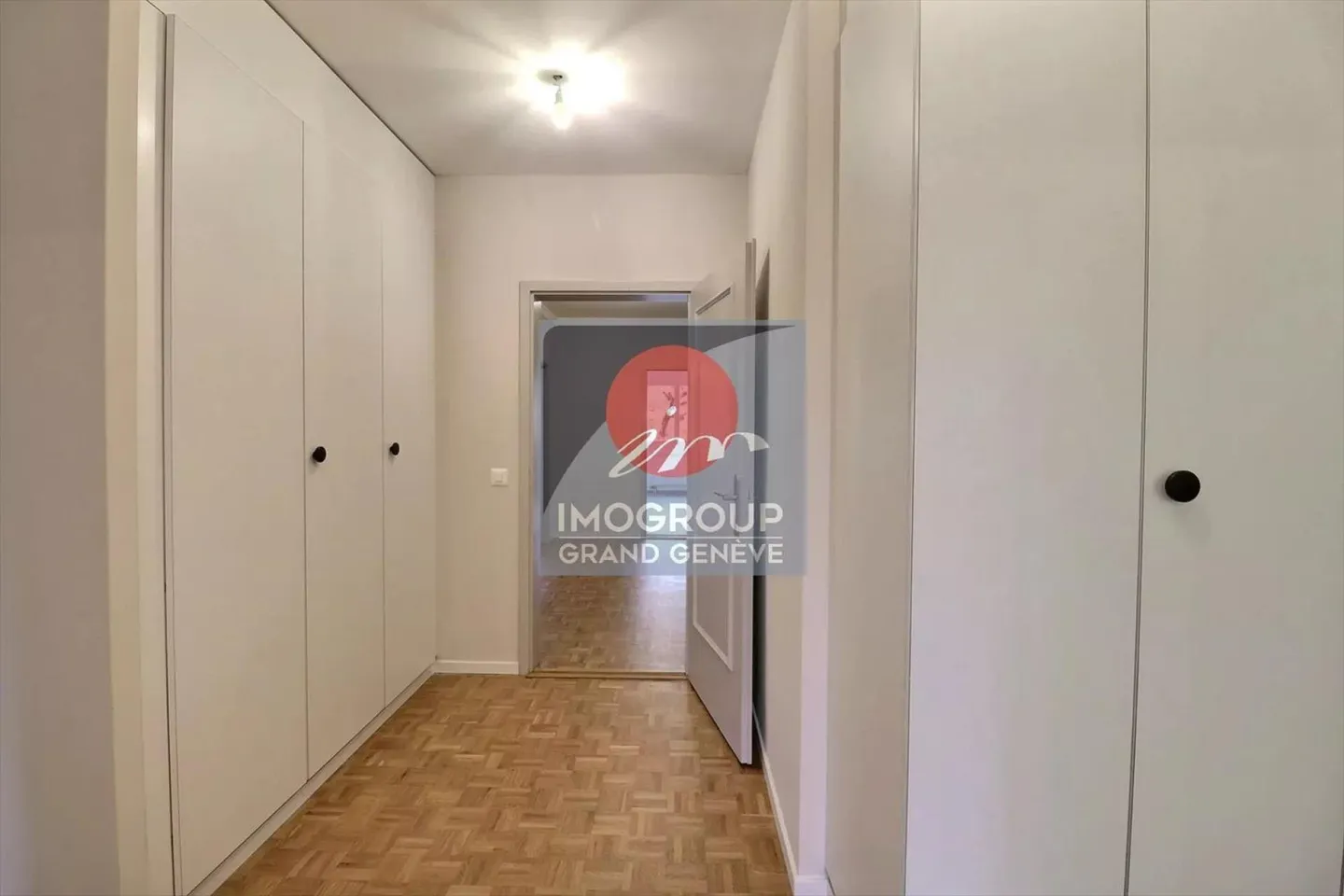 Appartement MEUBLE à louer, à Cologny, Suisse - Photo 5 sur 9