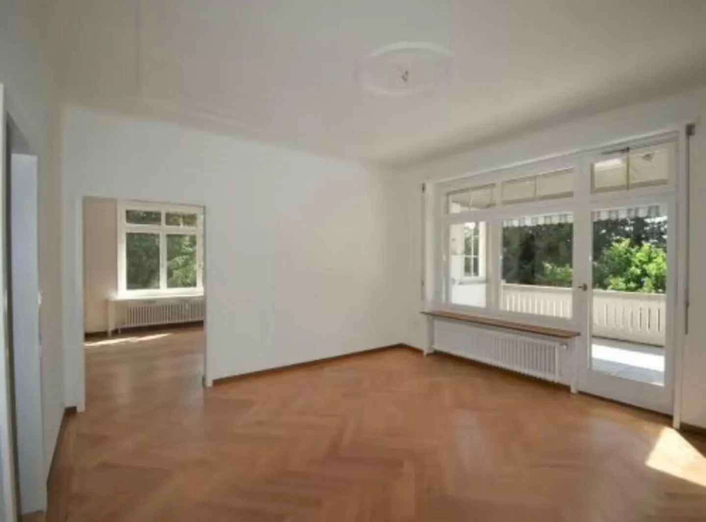 Family Apartment on the Outskirts - Photo 7 of 10