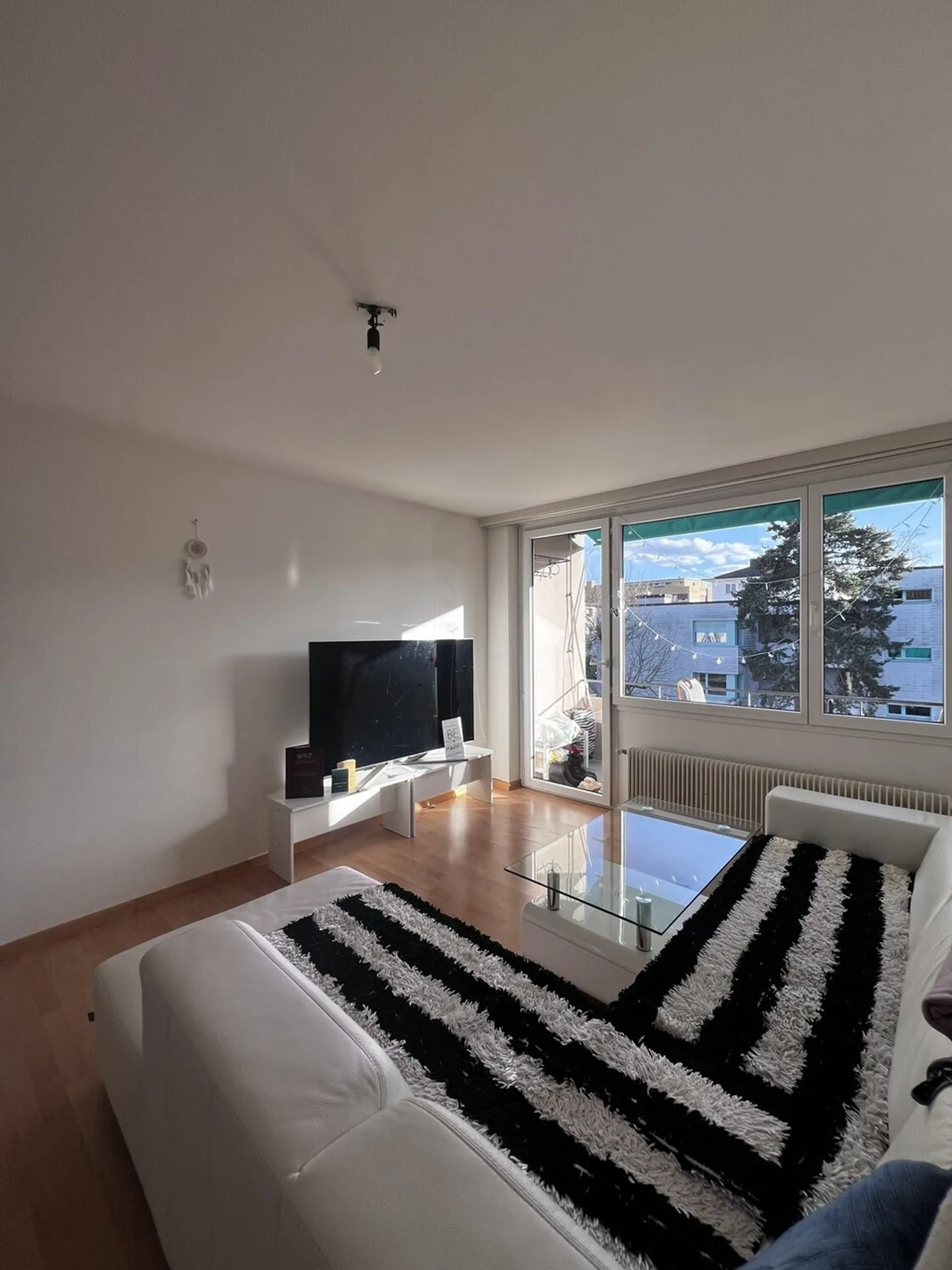 Charmante appartement de 3,5 pièces au cœur de Dietikon (Limité jusqu'au 30.09.2026) - Photo 4 sur 10