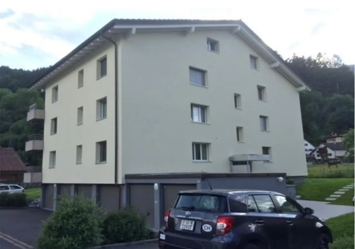 Neue renovierte 3.5 Wohnung in Sevelen - Foto 2 von 9