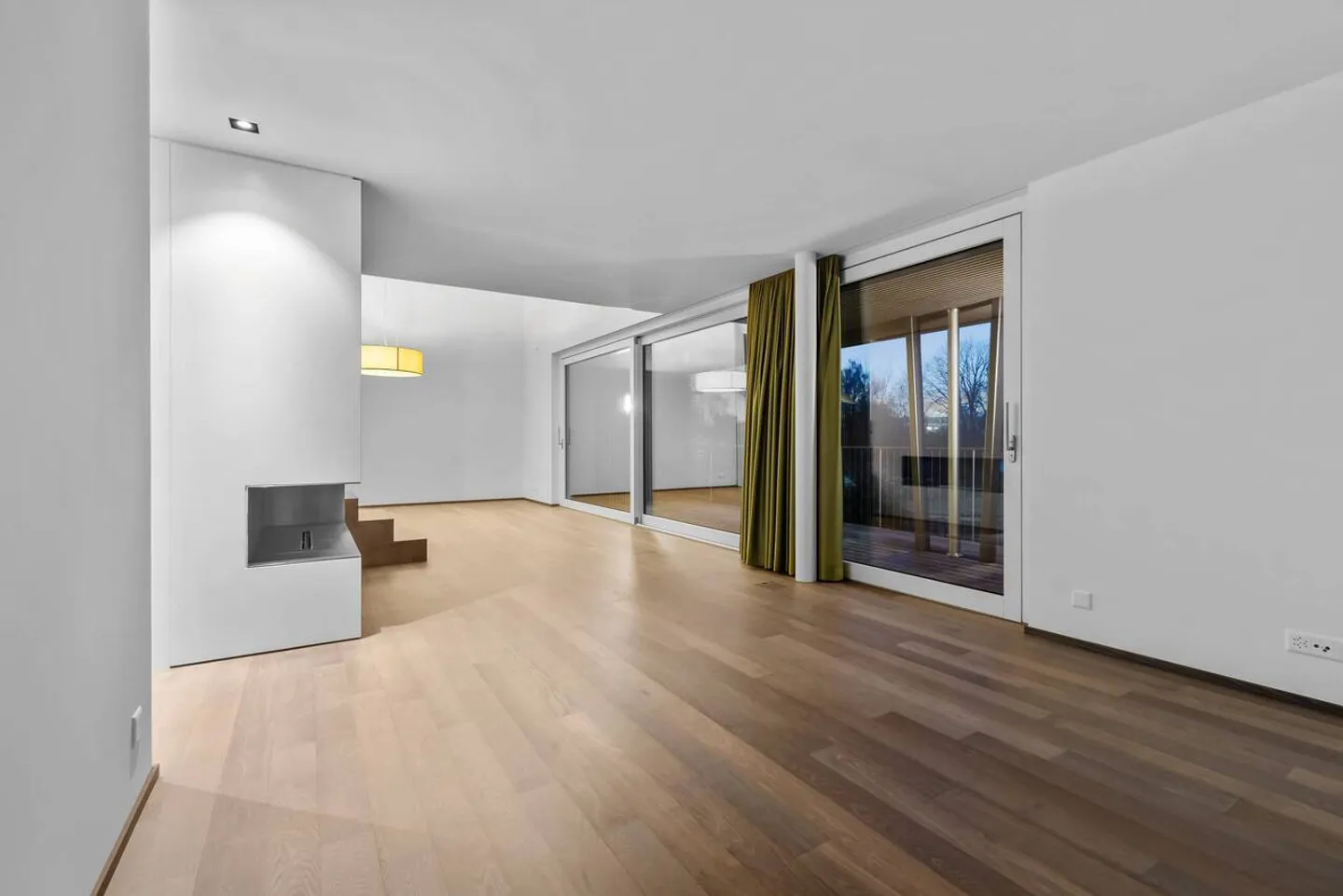 Luxuriöse 5.5-Zi.-Wohnung mit Galerie &amp; Nähe Pfäffikersee - Foto 4 von 17