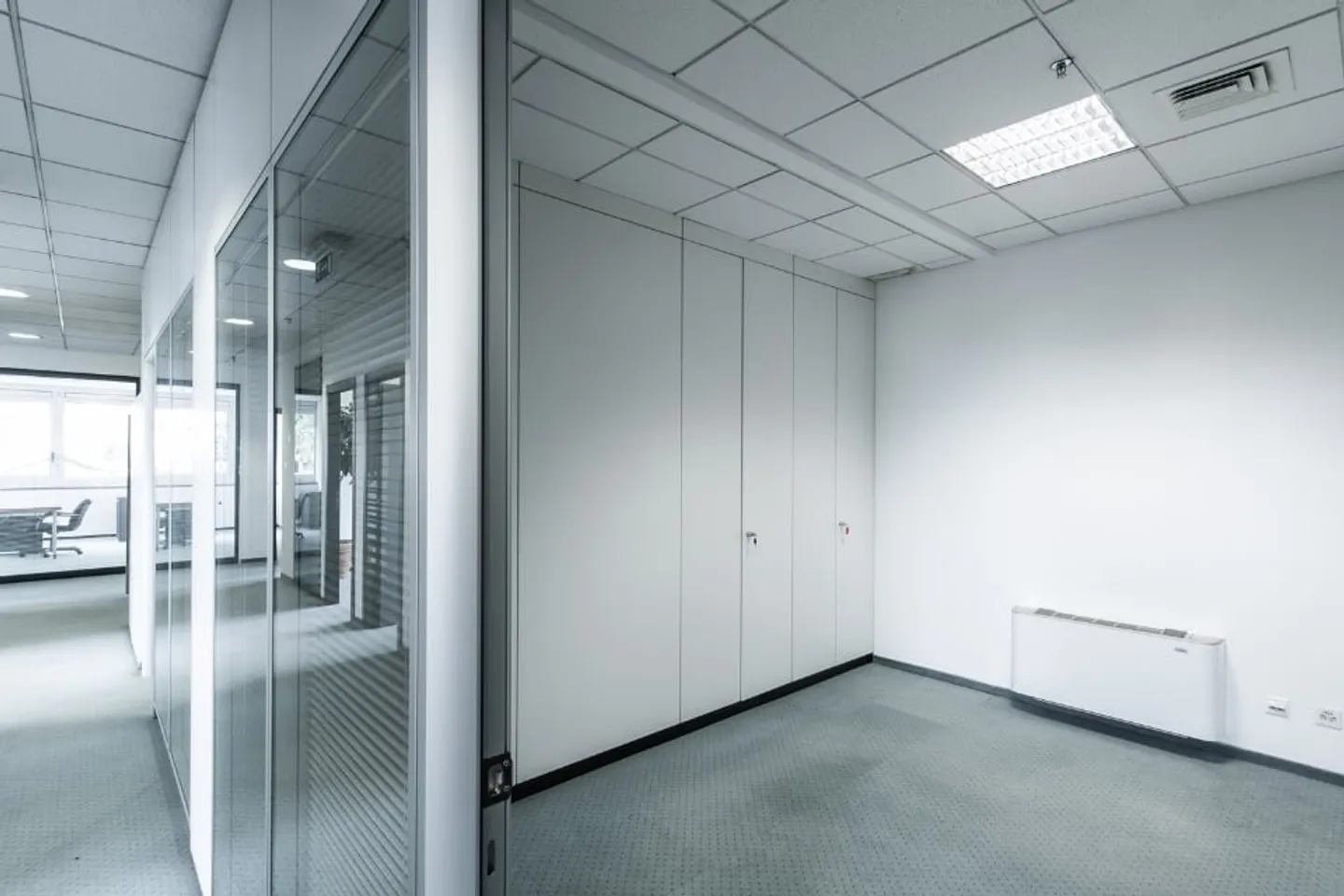 LUGANO NORD - BUREAU À LOUER DE 1162 M² DIVISIBLE (réf. 202-203) - Photo 3 sur 15