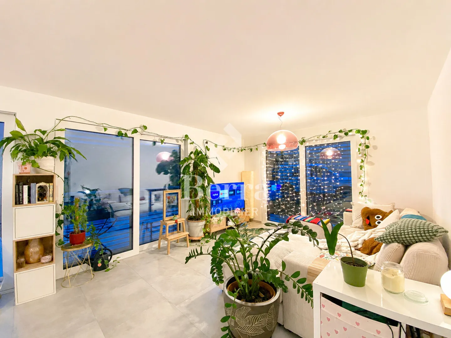 Appartement spacieux avec jardin privé - Photo 4 sur 13