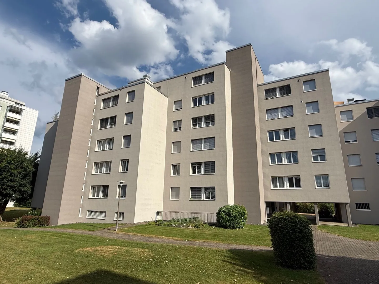 Appartamento 3.5 stanze recentemente ristrutturato con garage - Foto 17 di 18