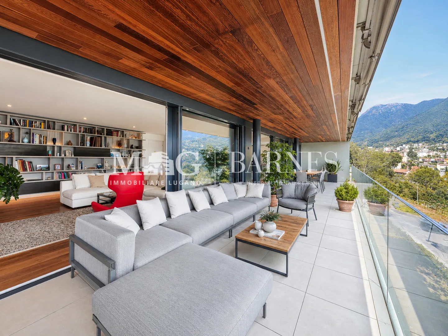 Lugano, Canobbio : Penthouse moderne avec vue sur le lac et grande terrasse - Photo 13 sur 17