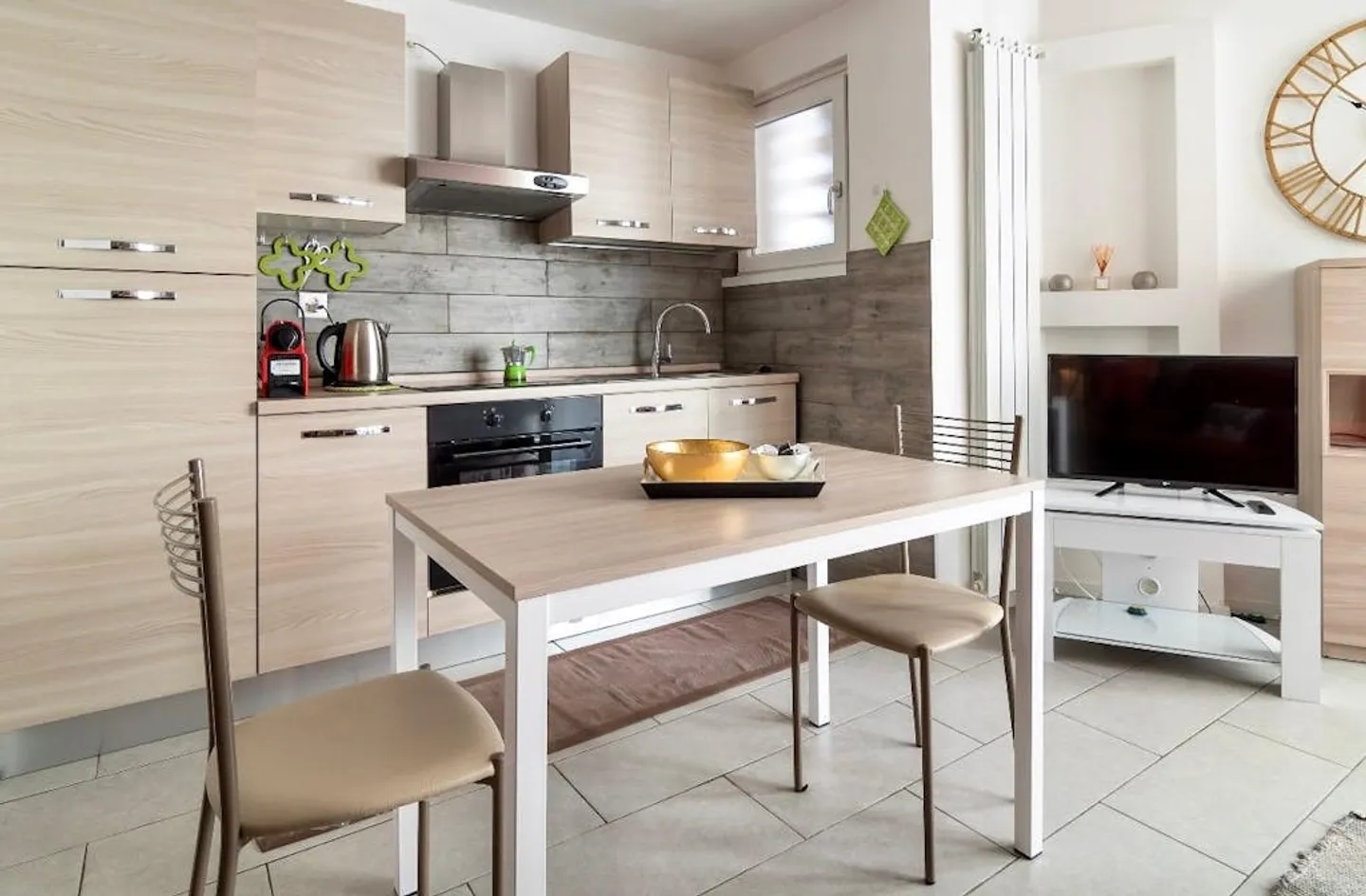 Appartement à louer - Photo 2 sur 10