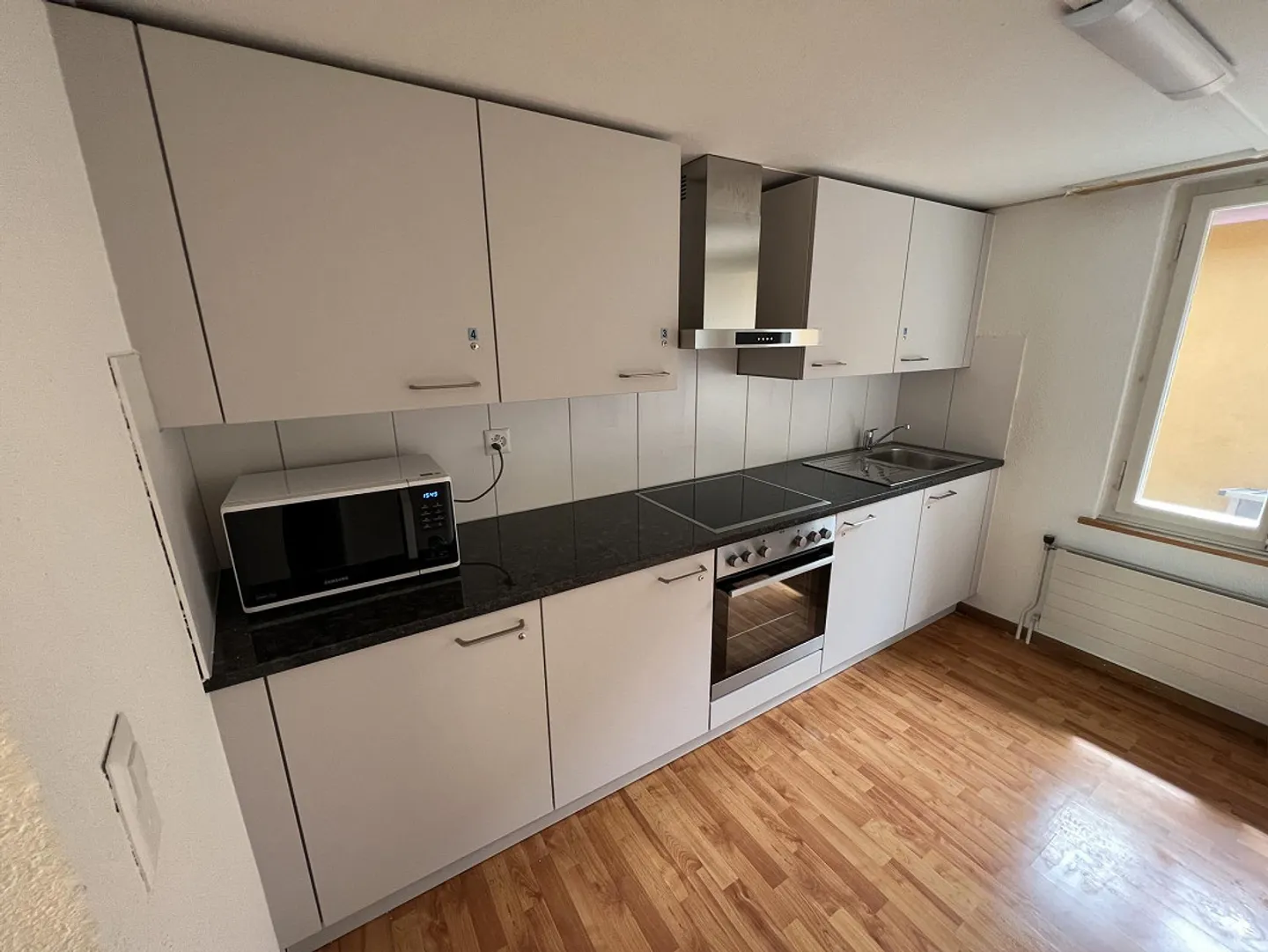 Camera con bagno e cucina in comune - Foto 4 di 5