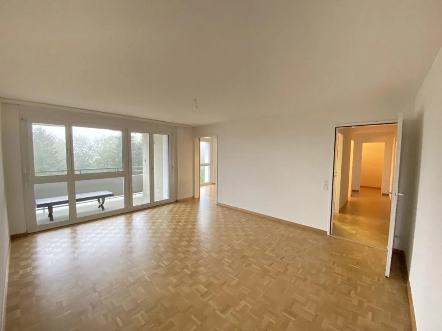 Quartier résidentiel calme ensoleillé - Photo 4 sur 5