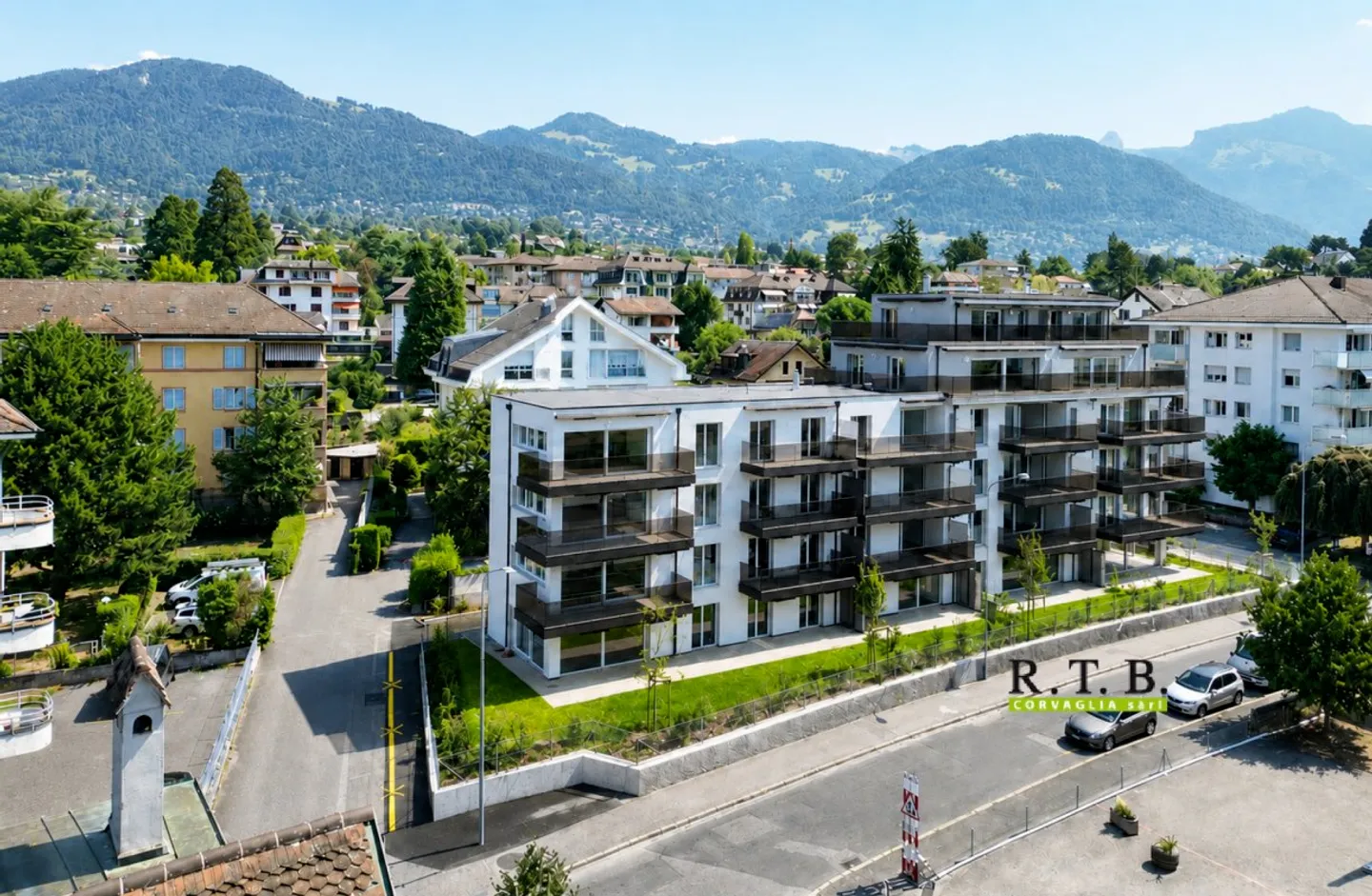 Appartamento in vendita - Foto 2 di 21