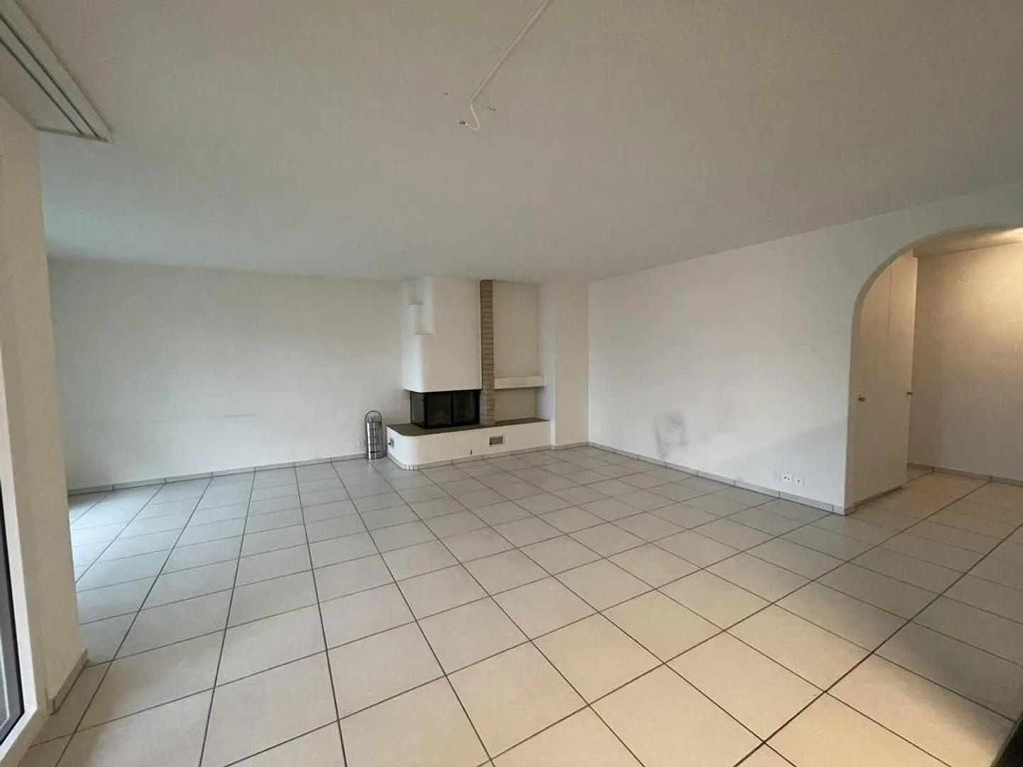 Spacious 4.5-room apartment in Münsingen - Photo 3 of 11