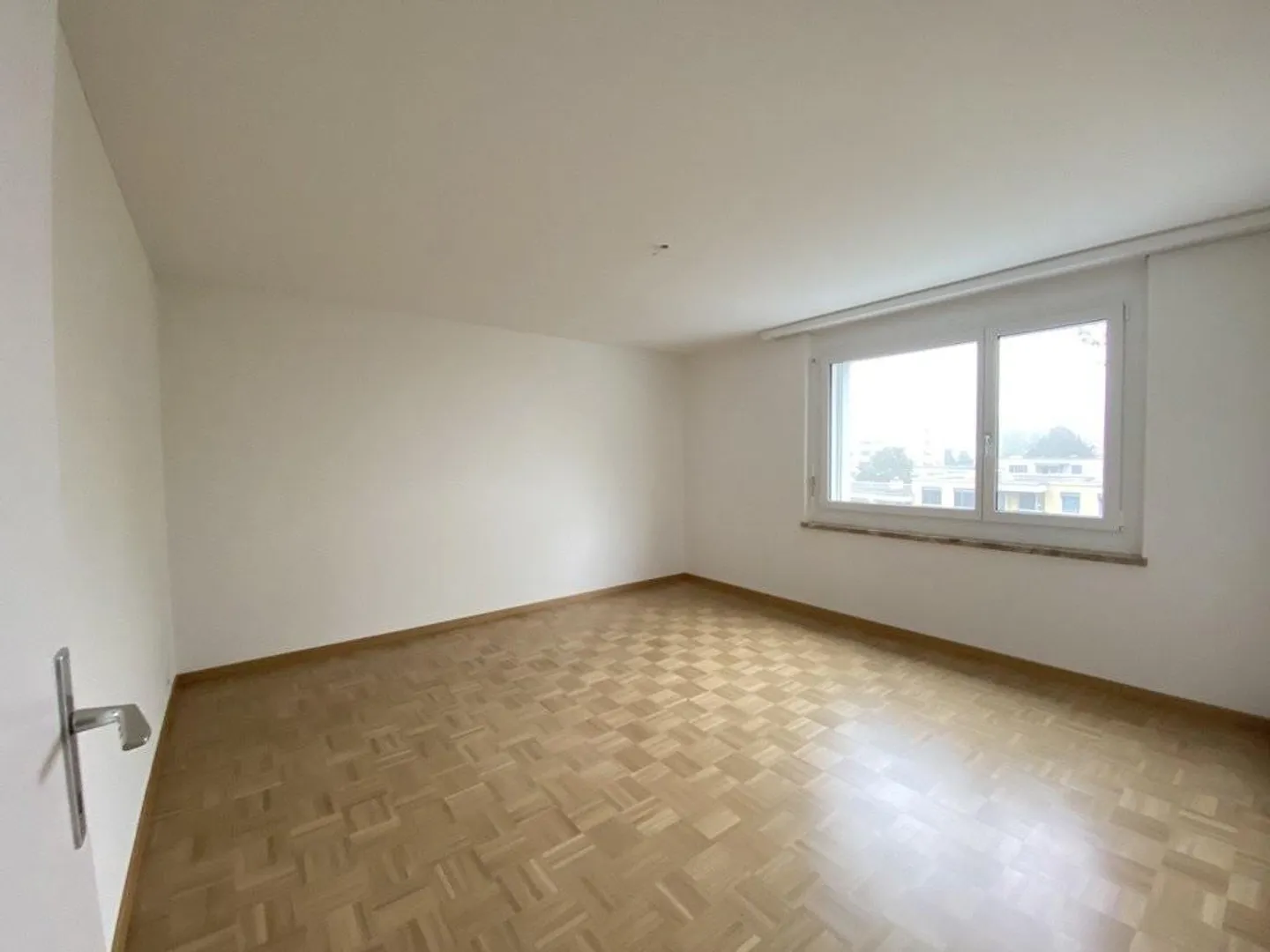 Quartier résidentiel calme ensoleillé - Photo 5 sur 5