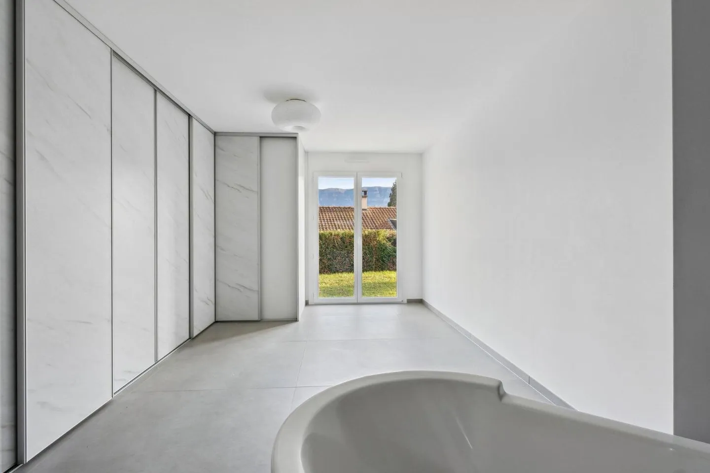 Charmant Appartement avec Jardin - Photo 7 sur 11