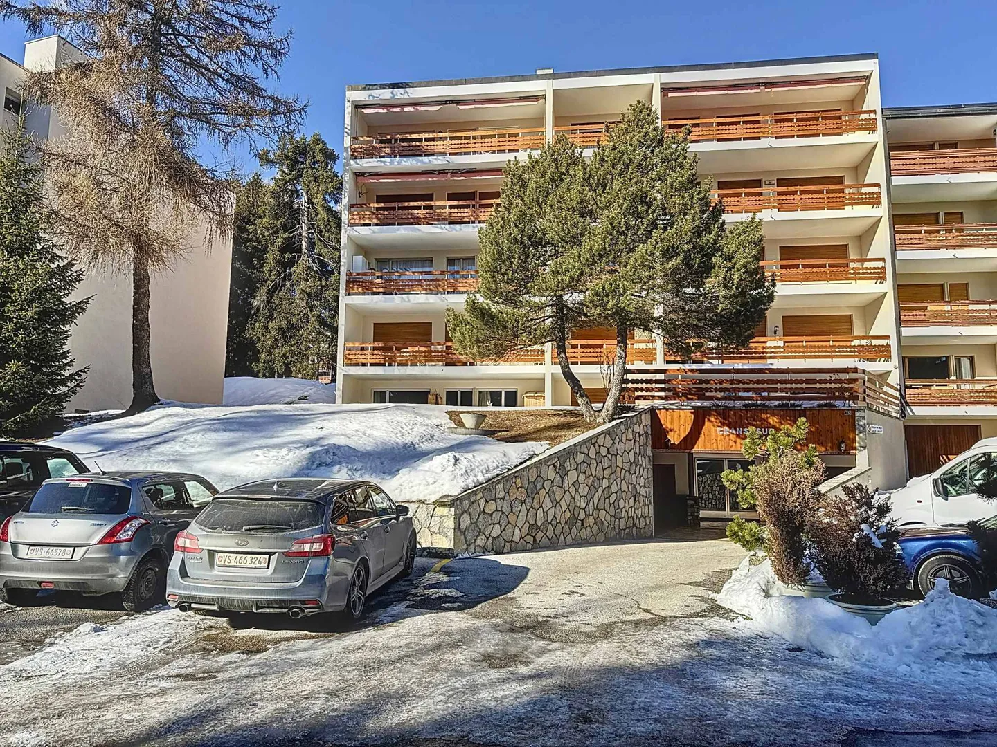 ESCLUSIVITÀ - APPARTAMENTO DI 3,5 LOCALI - Foto 9 di 10