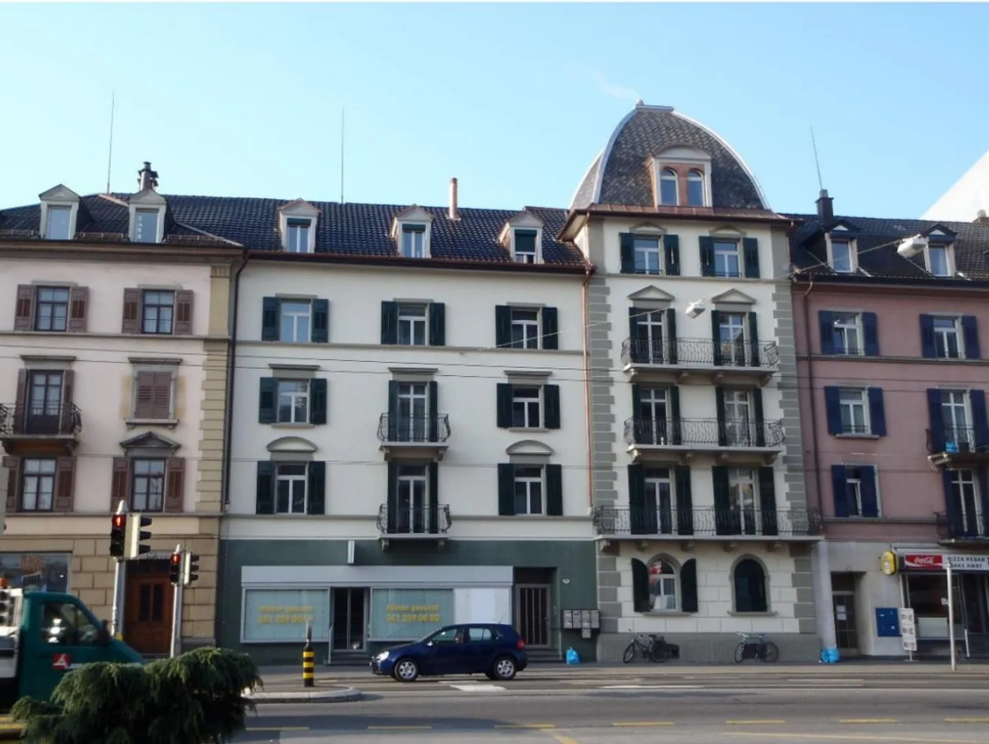 Appartamento affascinante con 3 camere in un edificio storico - Foto 1 di 10