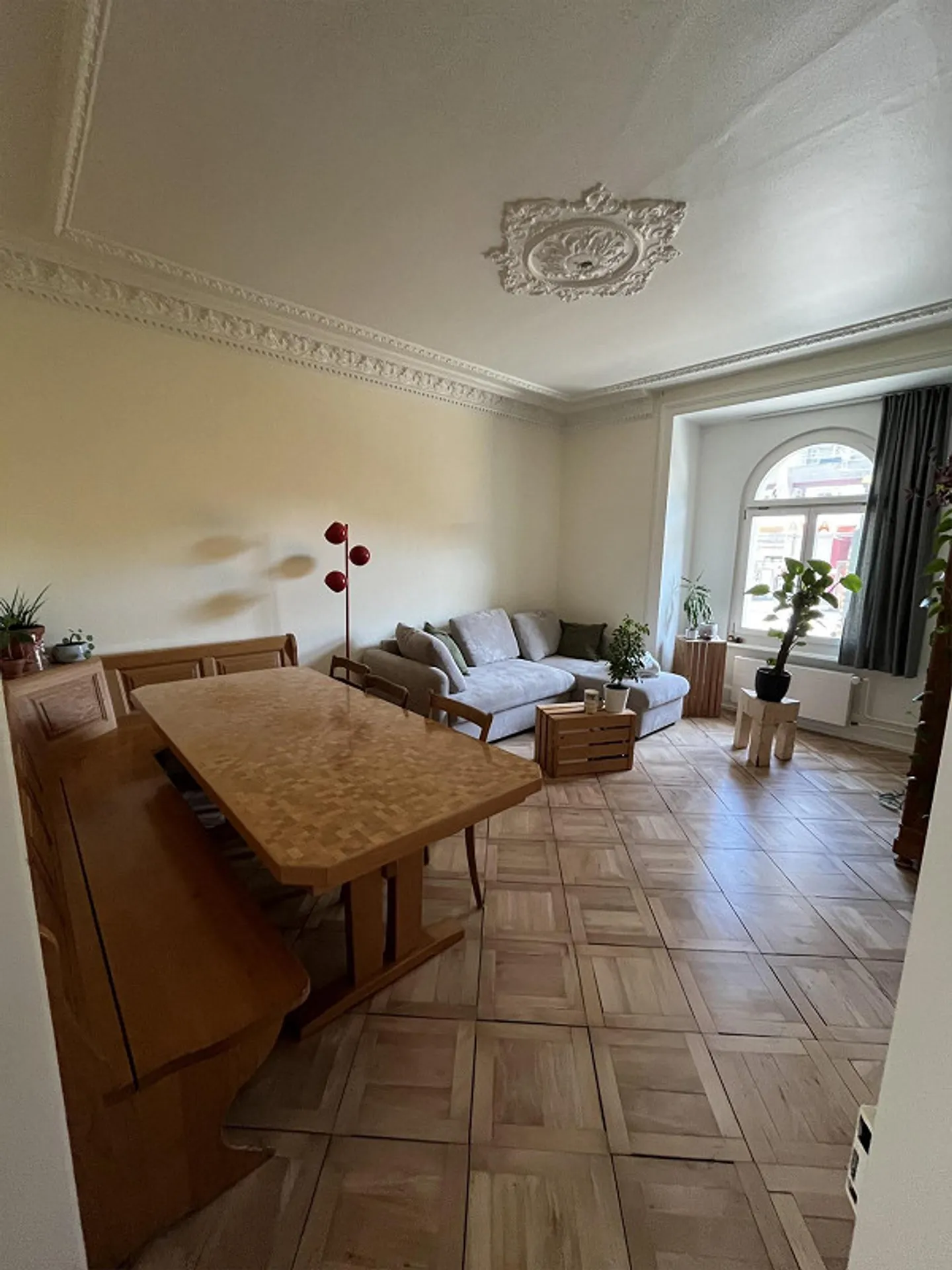 Appartamento affascinante con 3 camere in un edificio storico - Foto 3 di 10