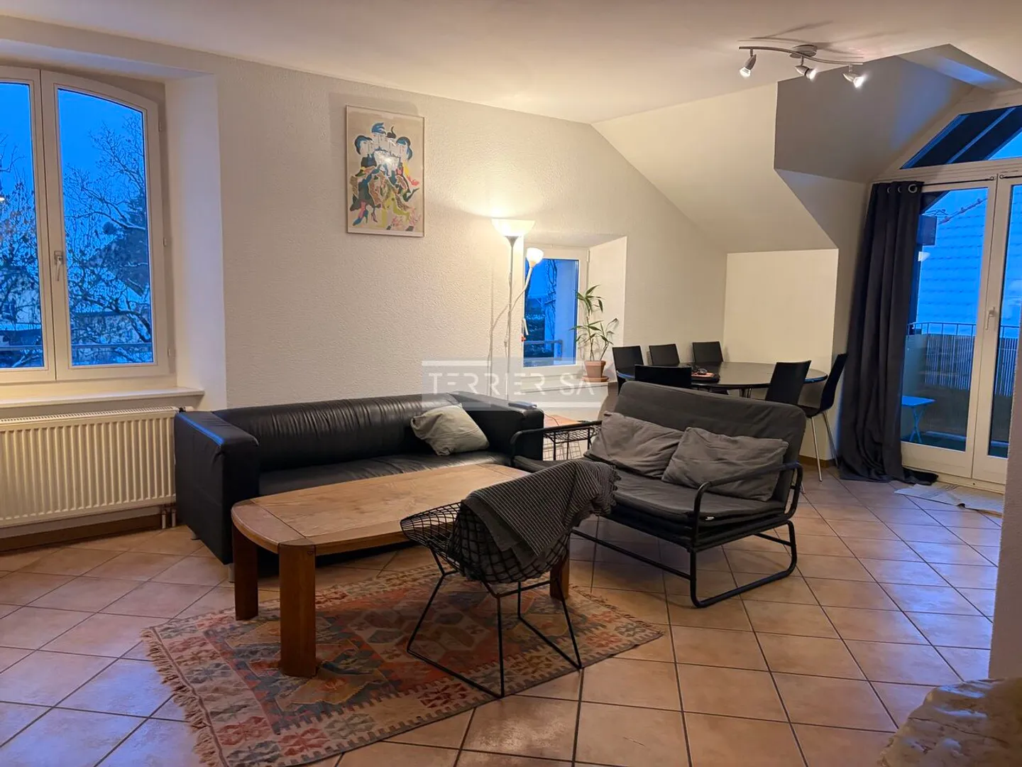 A Boudevilliers - Attico duplex di 3,5 locali + ufficio - Foto 1 di 11