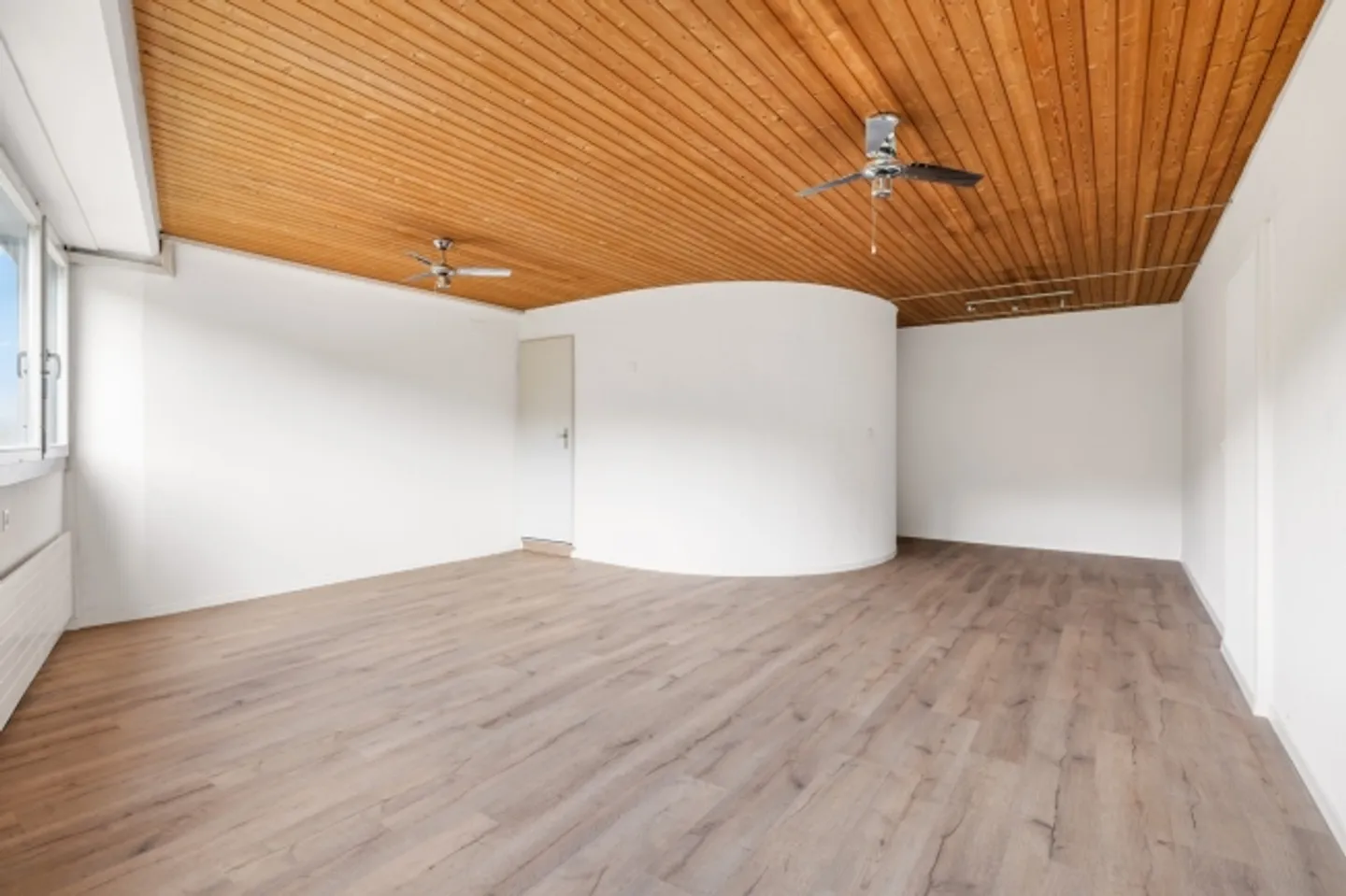 Fully Renovated Office Spaces with Stunning Lake View and Sun Terrace - Photo 12 of 13