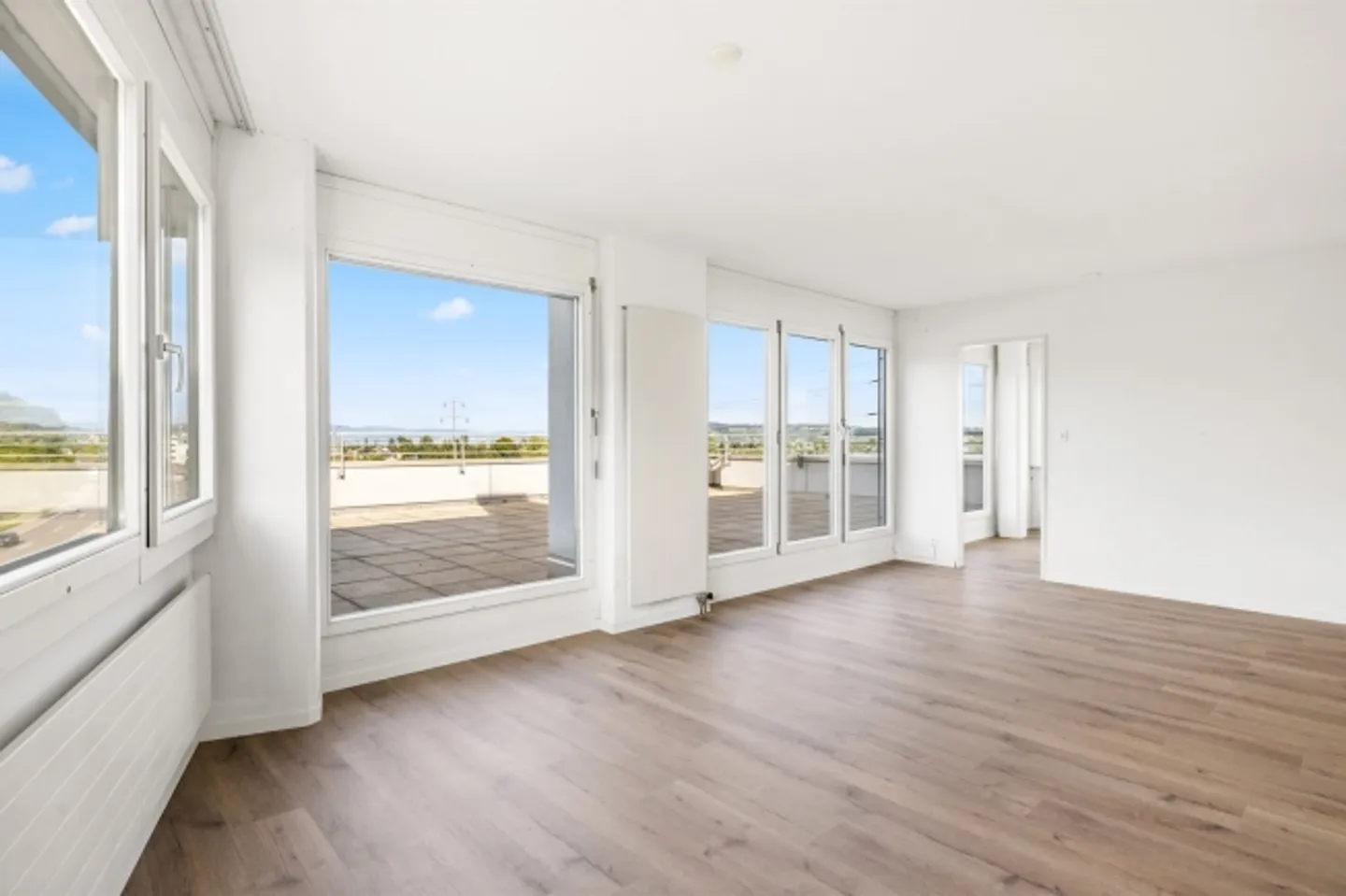 Fully Renovated Office Spaces with Stunning Lake View and Sun Terrace - Photo 5 of 13