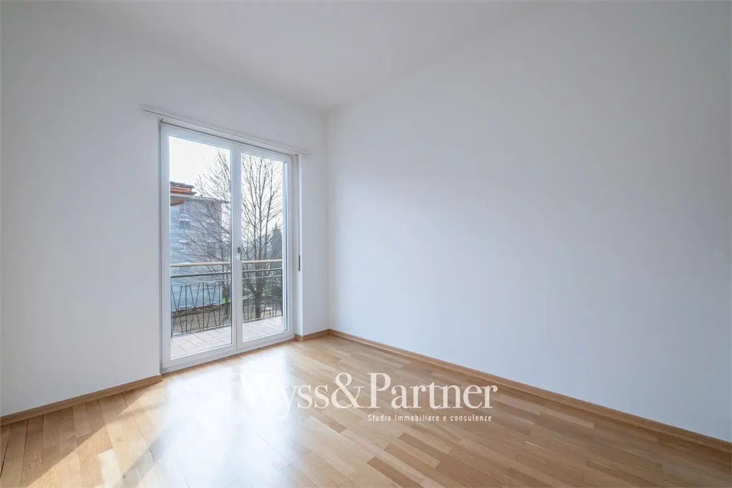 Geräumige 5,5-Zimmer-Wohnung in Massagno - Foto 6 von 12