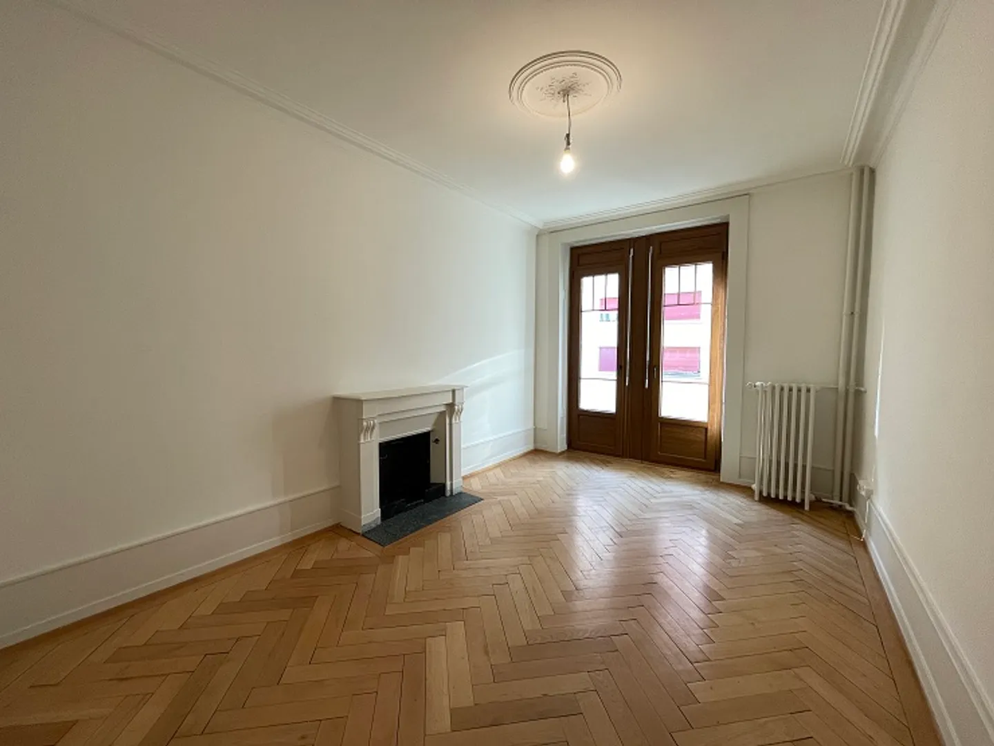 4-room apartment - Photo 1 of 9