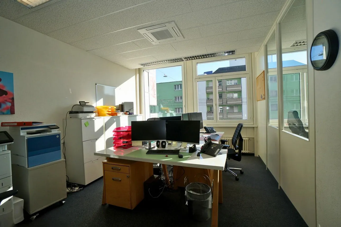 Air-conditioned office space - Photo 3 of 10