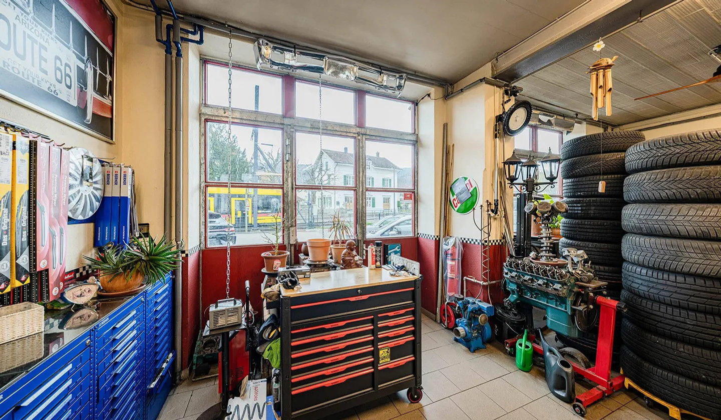 Residential and Commercial Building with Potential in the Heart of Ettingen - Photo 4 of 5