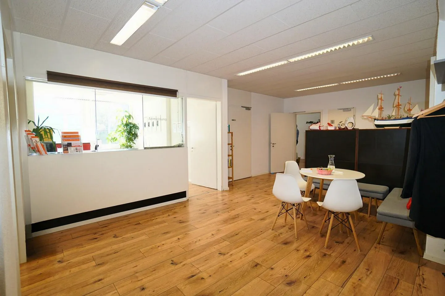 Air-conditioned office space - Photo 7 of 10