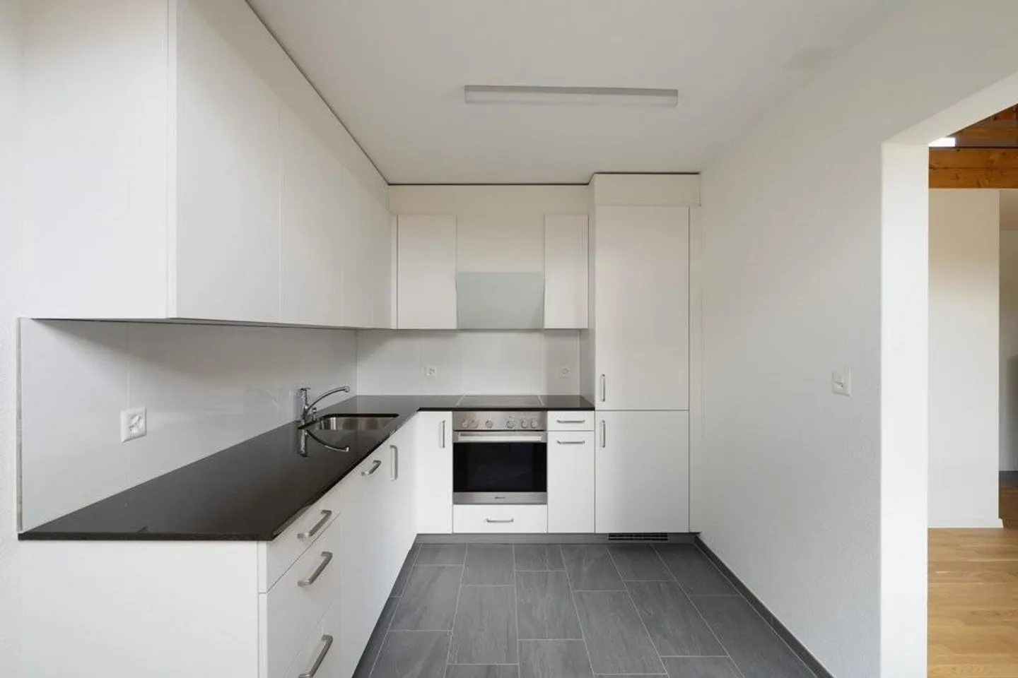 Cozy attic apartment awaits you! - Photo 3 of 12