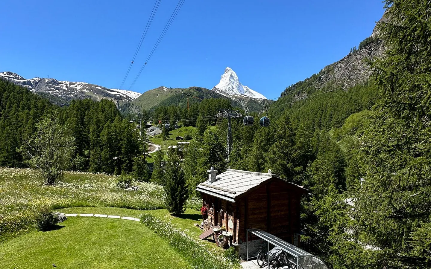Ski-in/Ski-out Wohnung in Zermatt - Foto 3 von 11