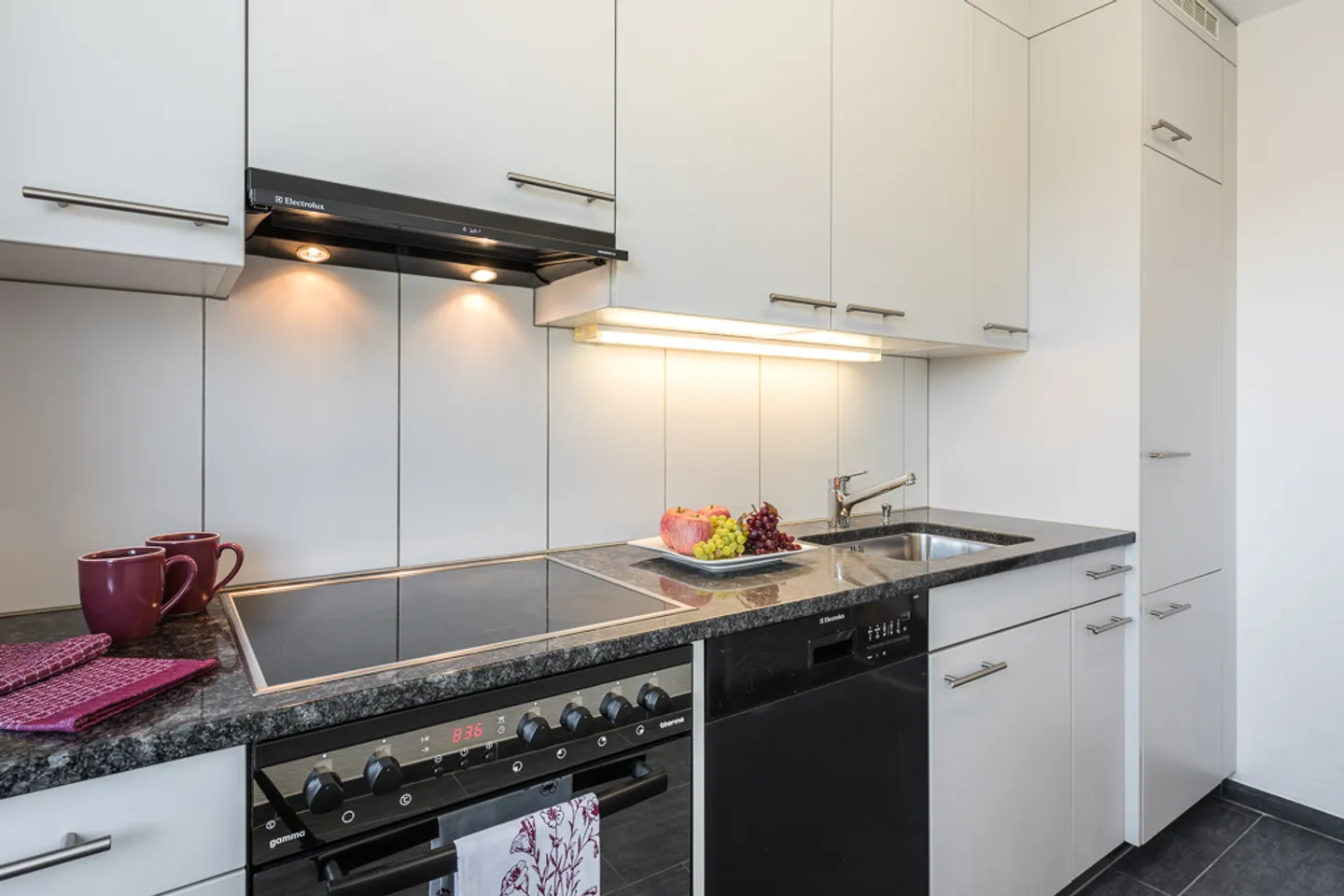 Modernisierte Wohnung inmitten von Zuchwil - Foto 1 von 8