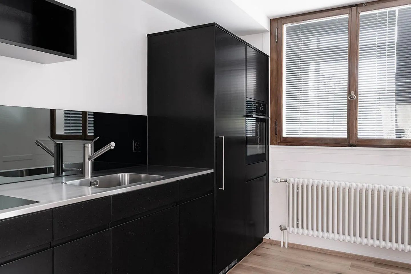 Bellissimo appartamento di 3,5 stanze con charme d'epoca - Foto 2 di 6