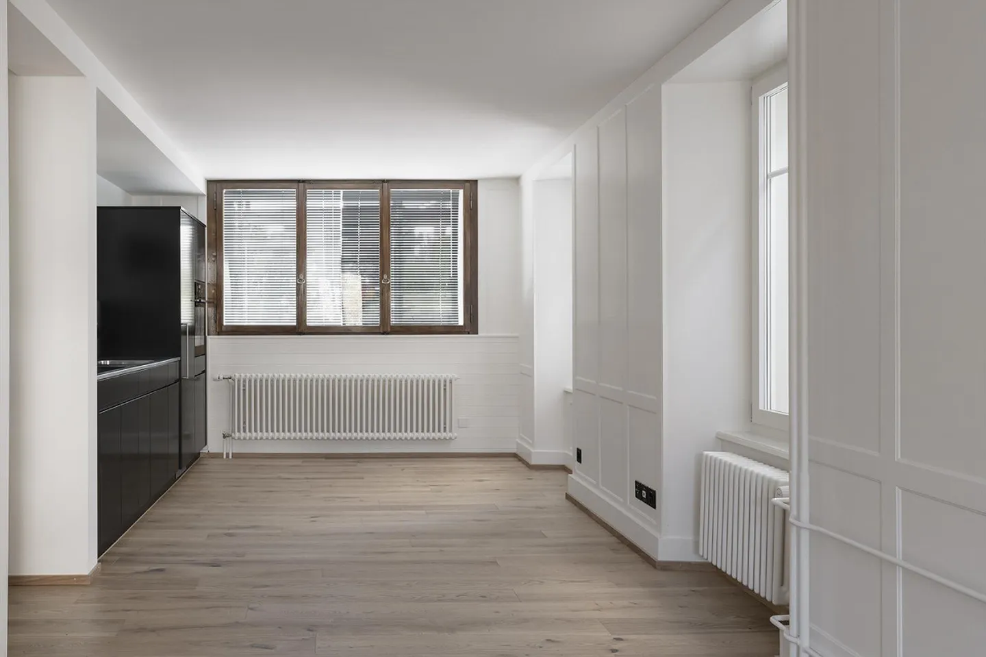 Bellissimo appartamento di 3,5 stanze con charme d'epoca - Foto 3 di 6