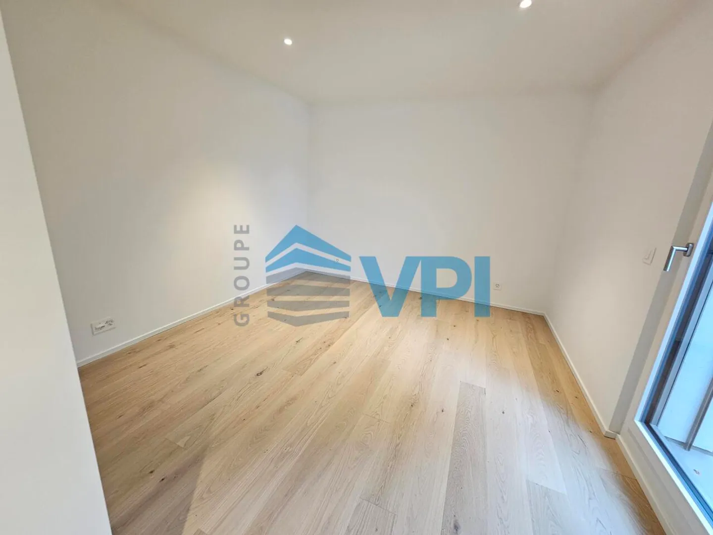 Apartment for rent - Photo 9 of 12