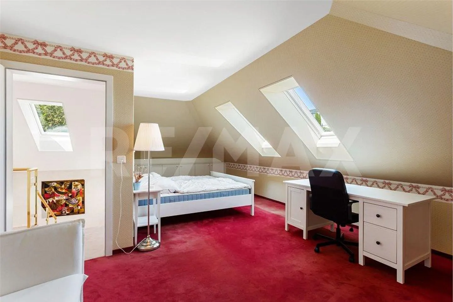 Villa sveglia con giardino idilliaco - Foto 9 di 13