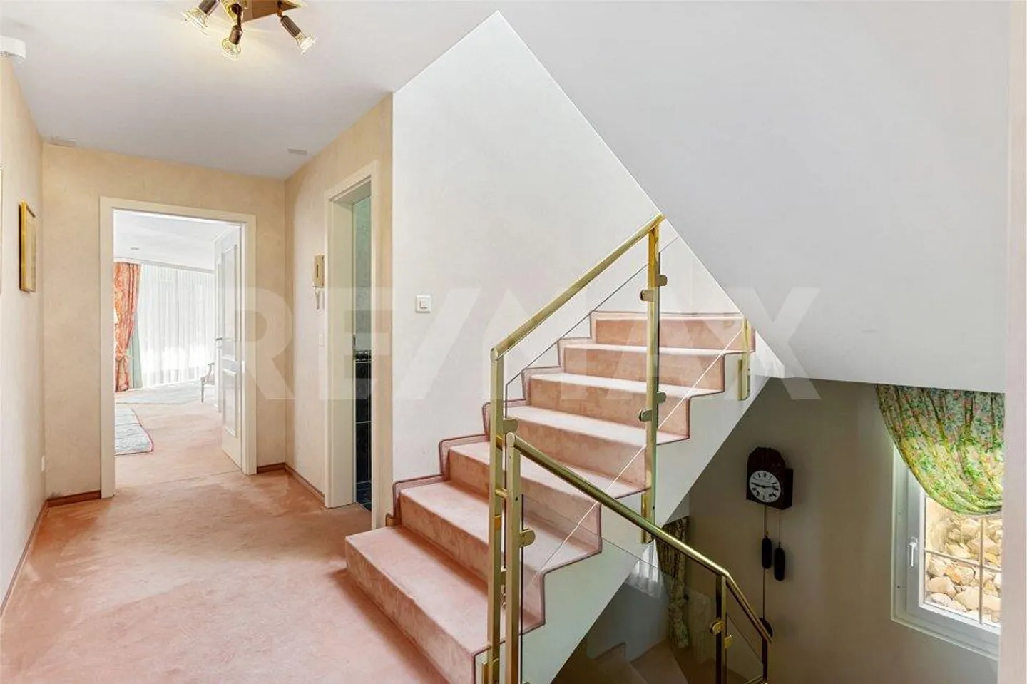 Villa sveglia con giardino idilliaco - Foto 11 di 13