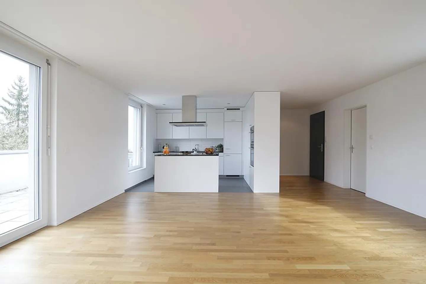 Exklusives Wohnen mit Terrasse garantiert! - Foto 2 von 7