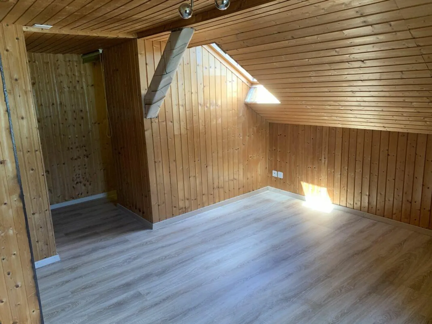 Opportunità - Proprietà residenziale in una posizione privilegiata a un prezzo equo - Foto 12 di 13