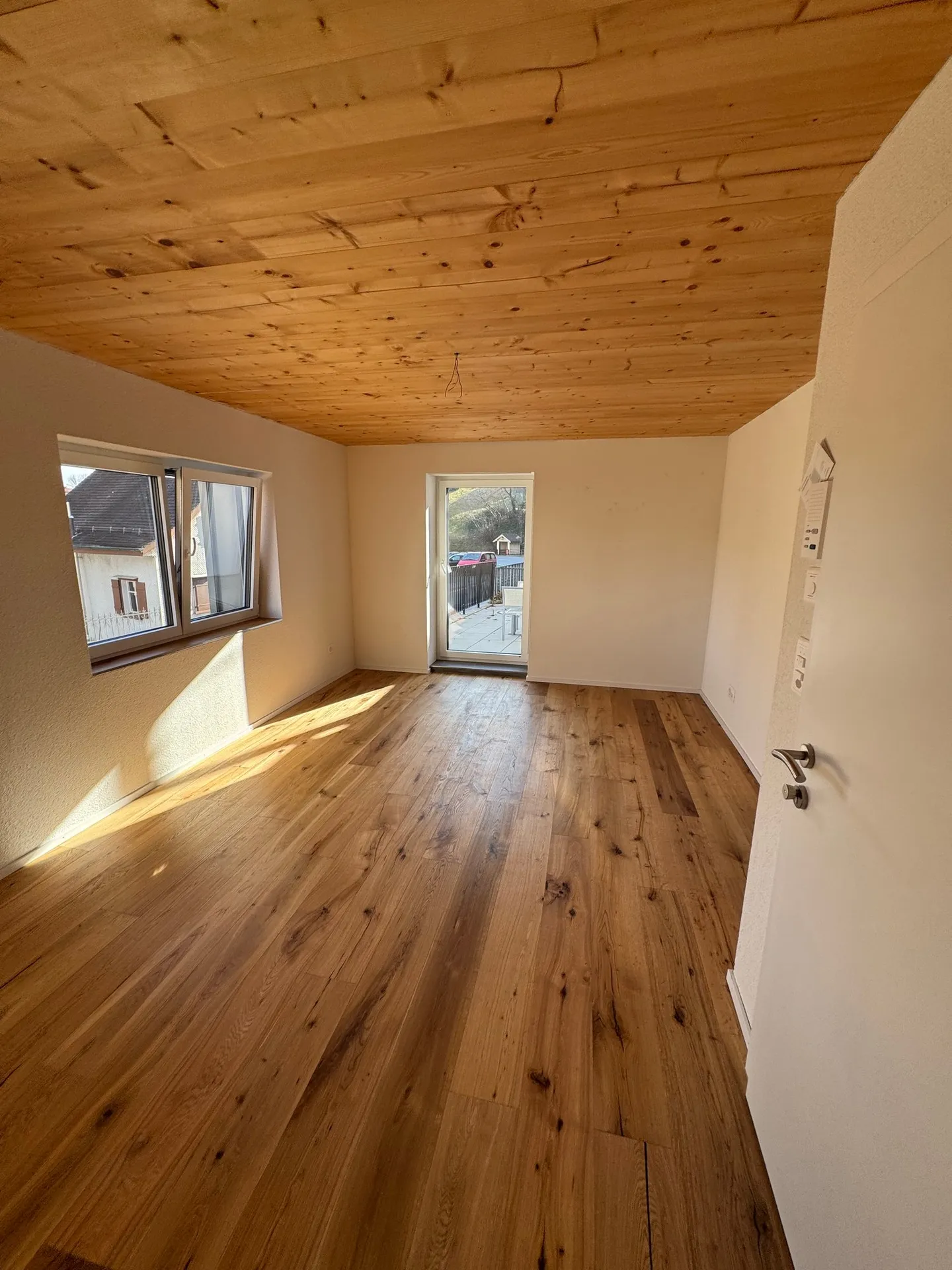 Charmante Wohnung mit Terrasse - Foto 1 von 7