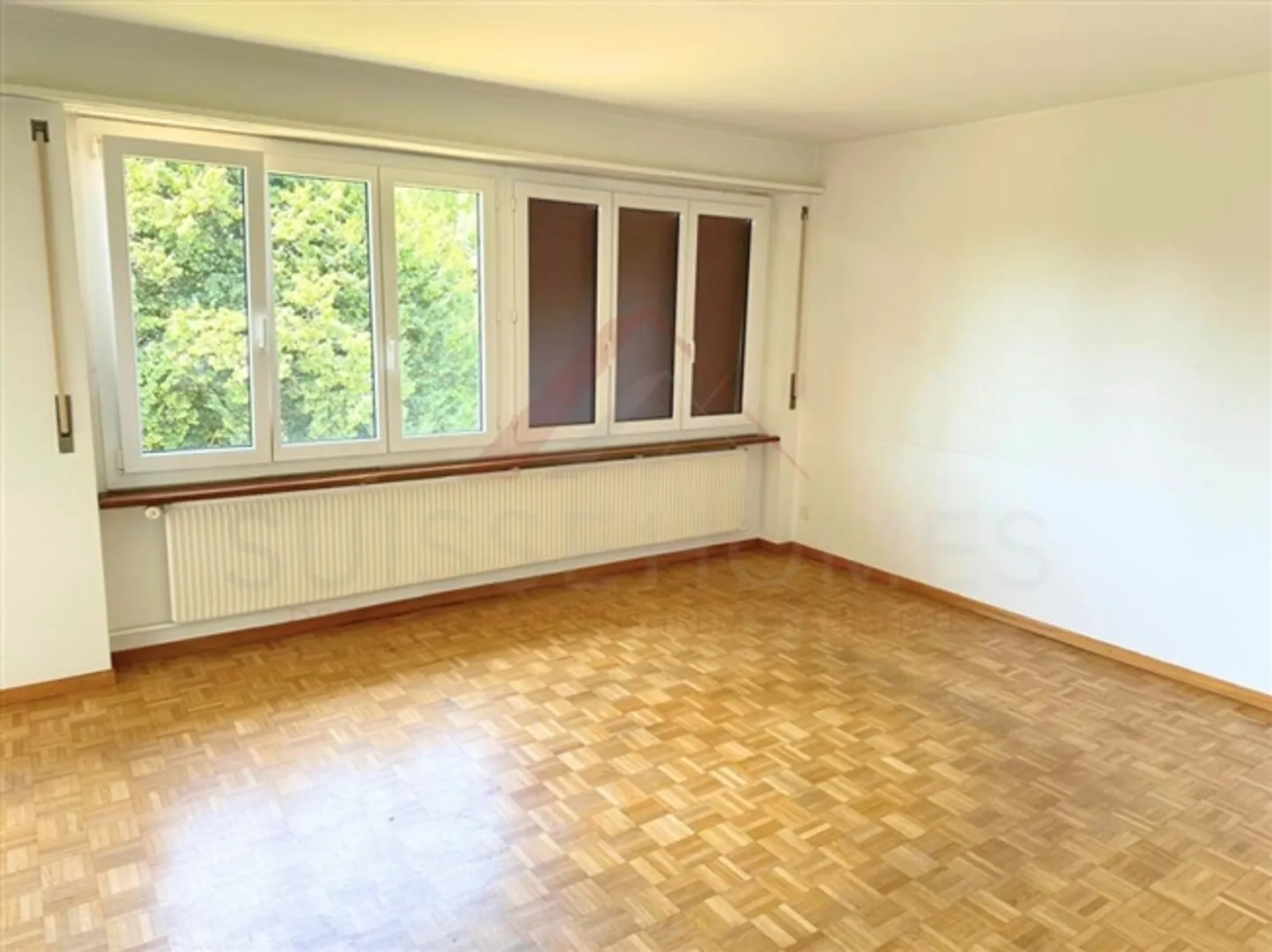 Modern 3-room apartment with balcony - Sunny, quiet and ready to move in - Photo 3 of 8