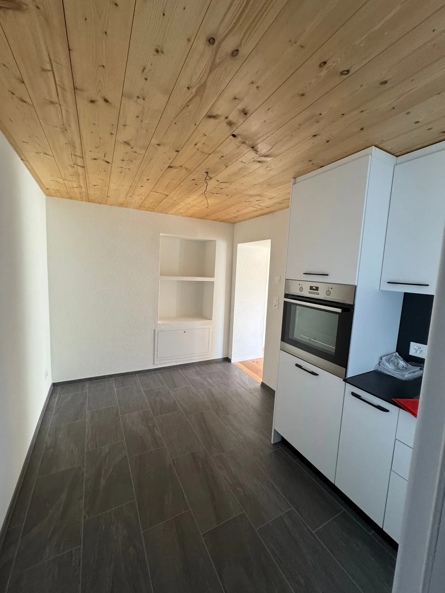 Charmante Wohnung mit Terrasse - Foto 5 von 7