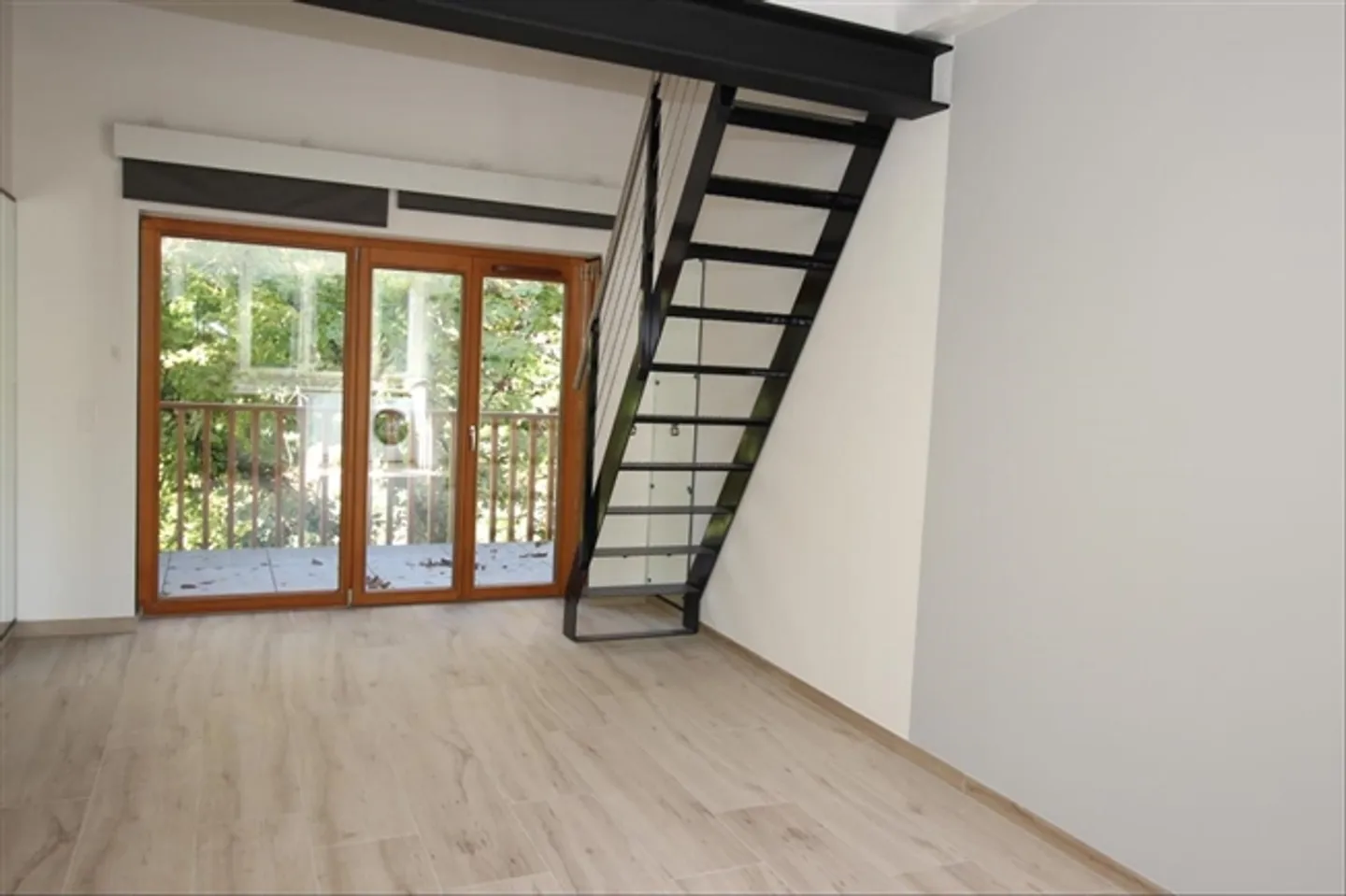 Appartamento 3 camere - Foto 2 di 8