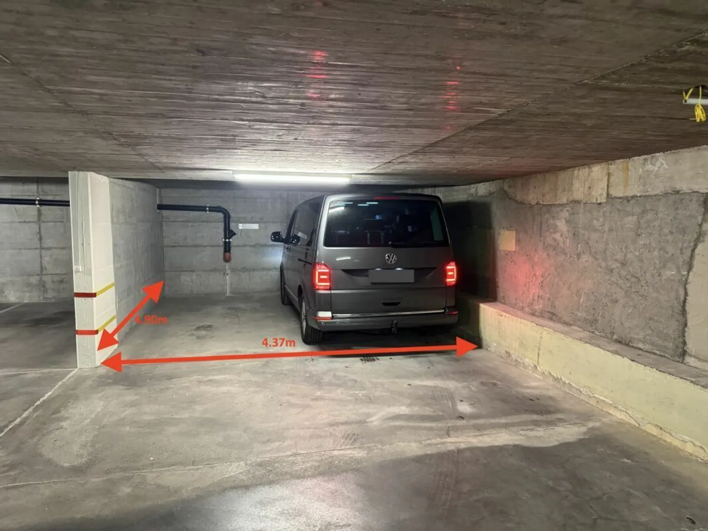 2 underground parking spaces for sale - Photo 1 of 4